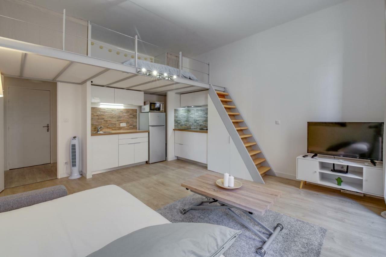 Studio Mezzanine - Clim - Wifi - Centre Historique 土伦 外观 照片